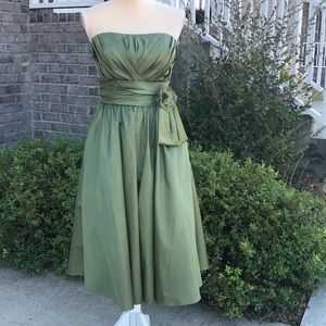Size 7/8 Mori Lee Strapless Green Dress
